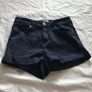 High wasted shorts